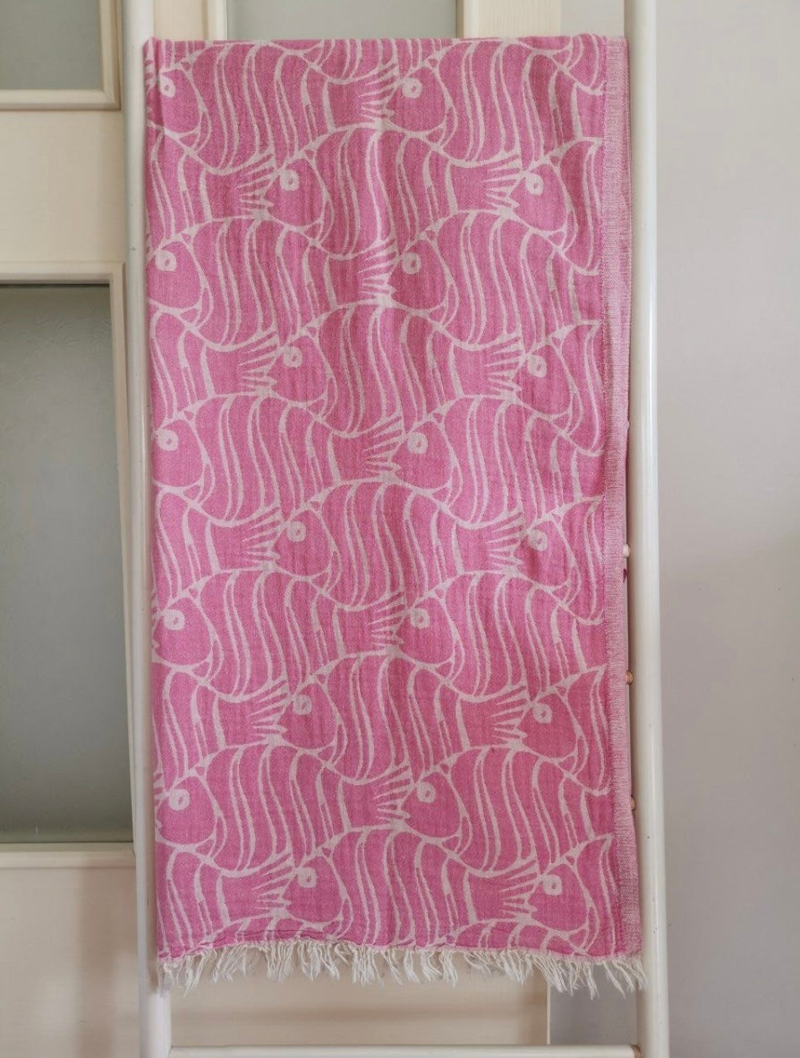Sakana Blush | Organic Turkish Bath & Beach Towel – Unfoldie