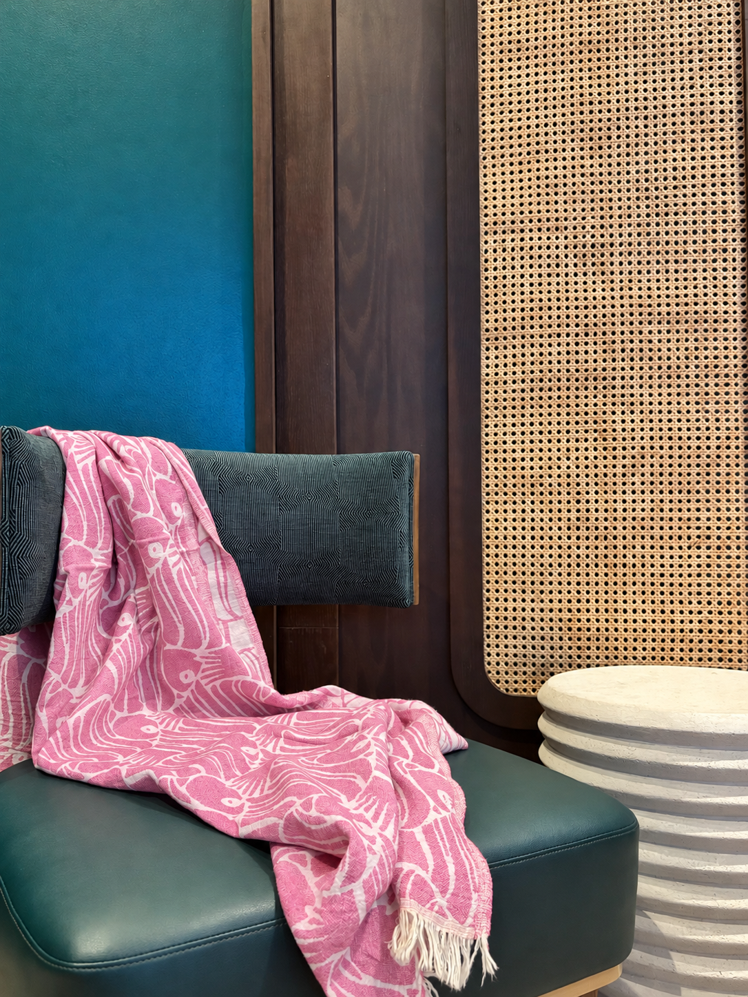 Sakana Blush | Organic Turkish Bath & Beach Towel – Unfoldie